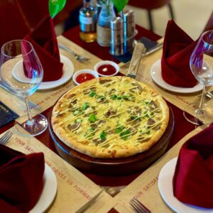 PIZZA CHẢ BÒ VIỆT NAM